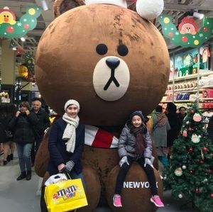 Meet your Posher, Maru